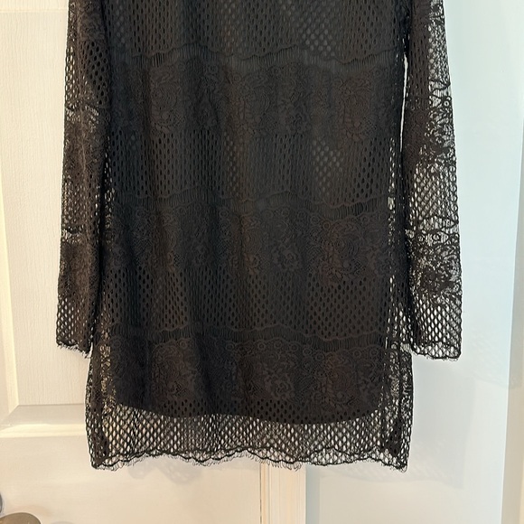 Cocktail Party Mini Black Lace Long Sleeves Dress - Picture 4 of 9